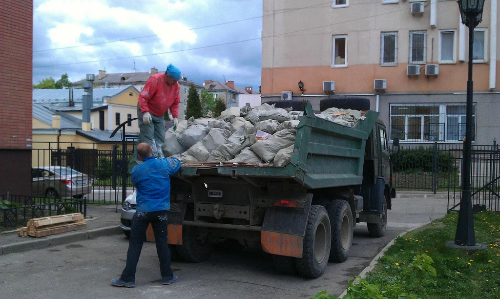 Вывоз строительного мусора в Луховицах от 1655 руб. – ПроМусор