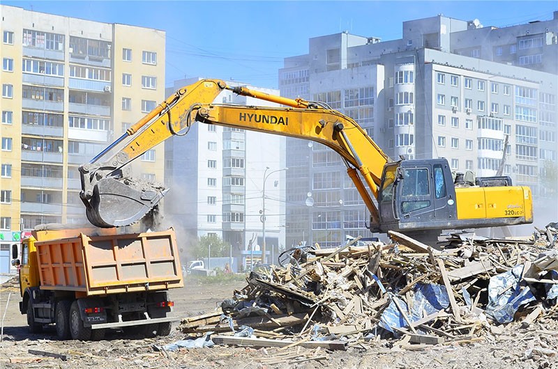 Профессиональный вывоз мусора после демонтажа в Луховицах в октябре