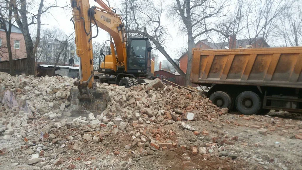 Вывоз мусора ОССиГ с выездом в Луховицах в октябре