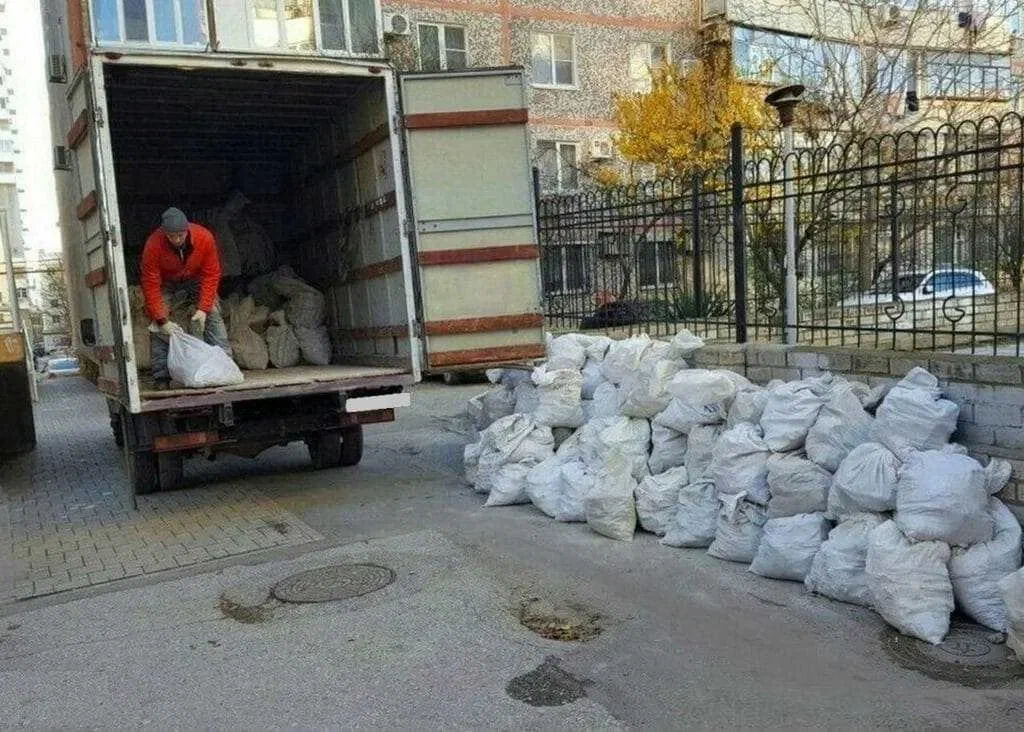 Вывоз мусора после переезда в Луховицах в октябре