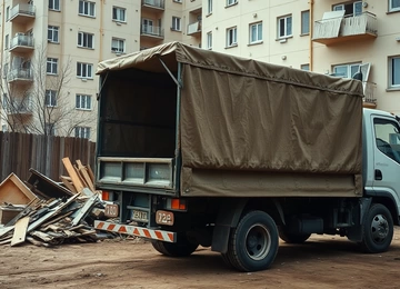 Вывоз мусора с чердака в Луховицах от ПроМусор: очистка и уборка, цена от 2535 руб., срочно